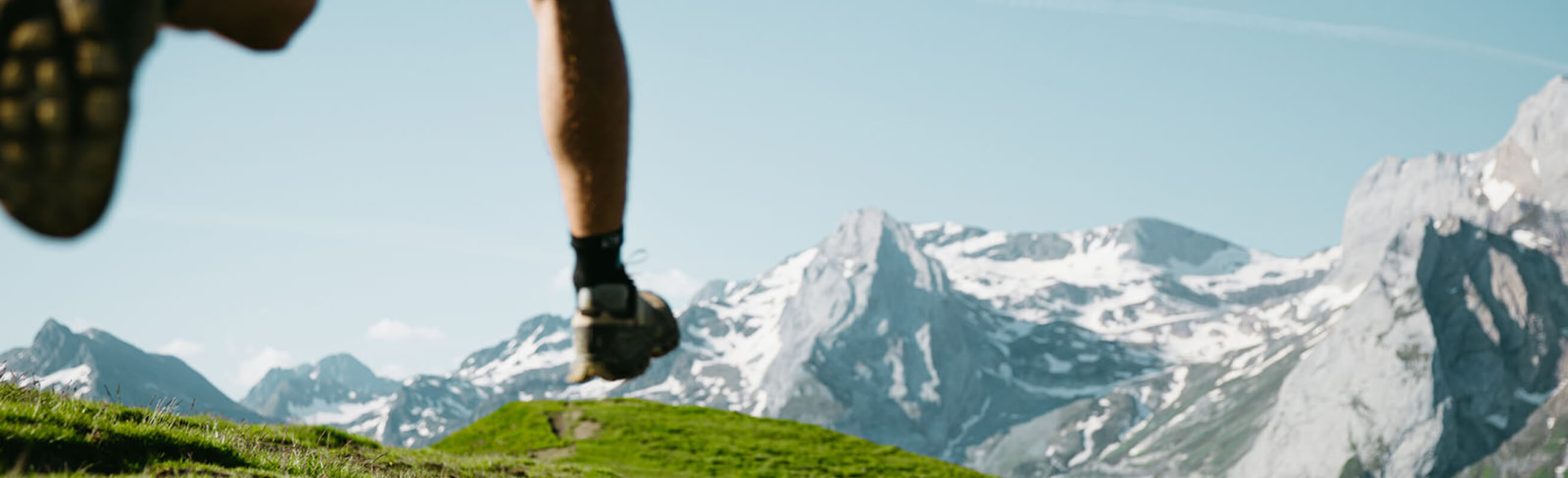 ¡Carrera de montaña en pista! ¡Prepara las zapatillas!