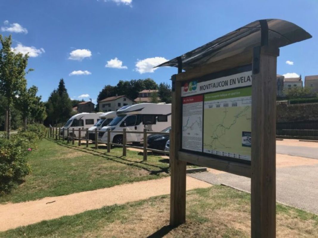 aire de service camping-car