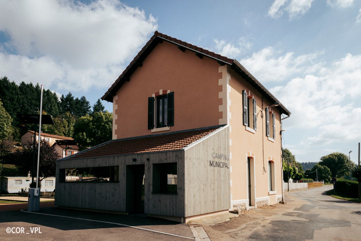 Camping Municipal "Les Favres"