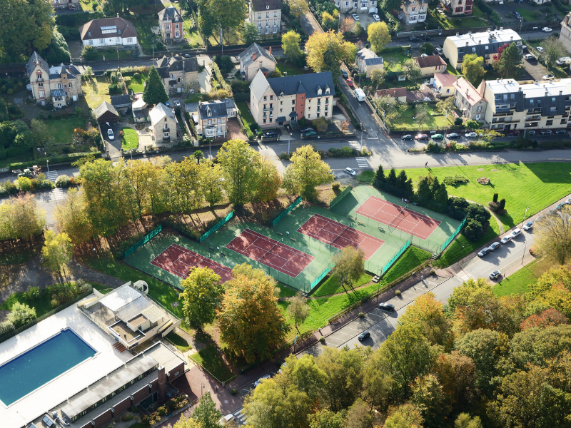Tennis