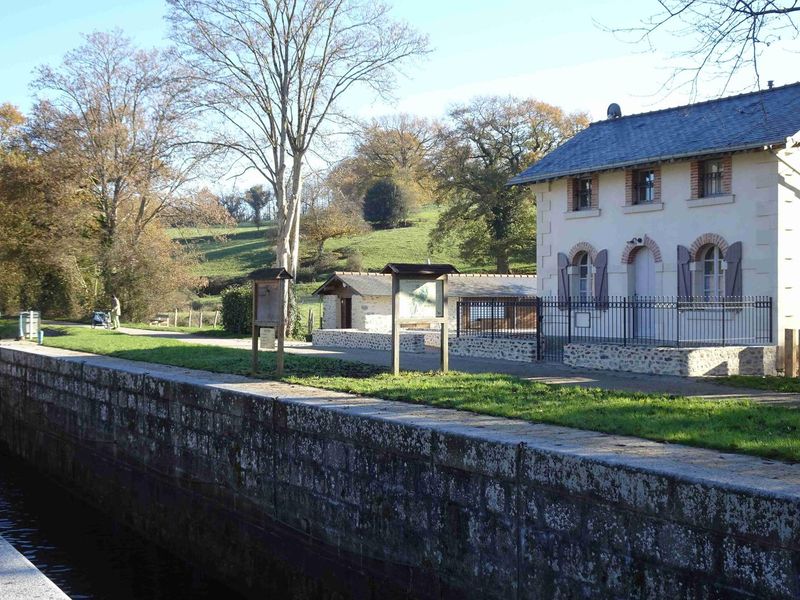 GÎTE DE BELLE POULE