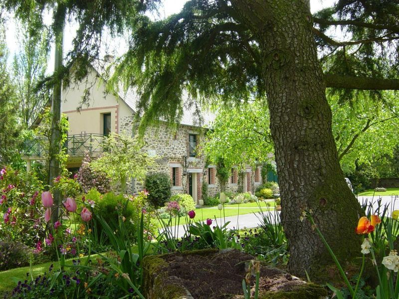 CHAMBRES D'HÔTES FLEURS DES CHAMPS