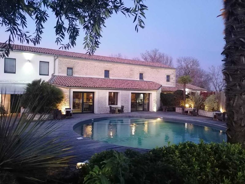 Hôtel "La Grange"