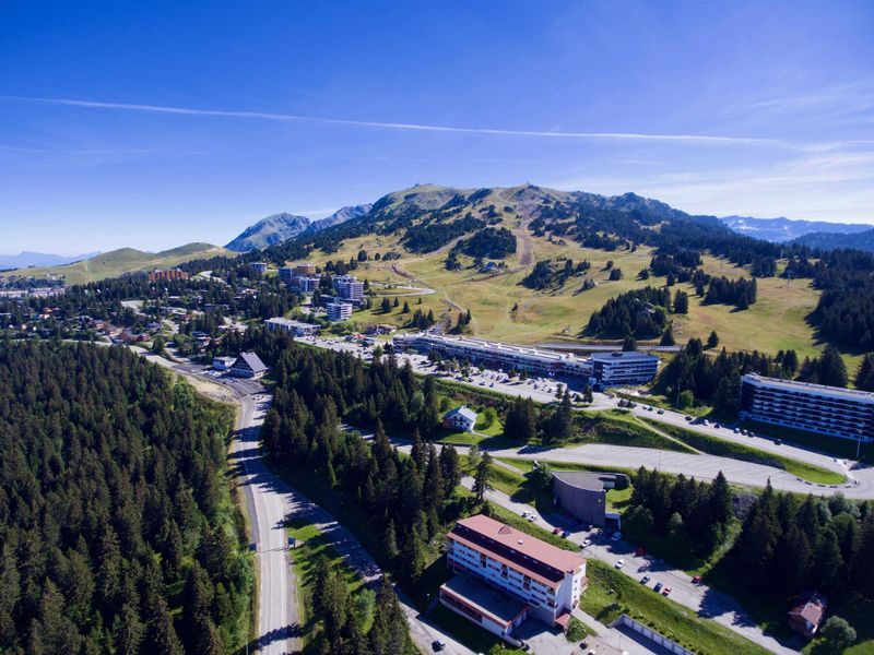 photosFeed-https://www.onpiste.com/media/uploads/destinations/425/e94304cf-d2f8-41b1-b4da-873242594ff0