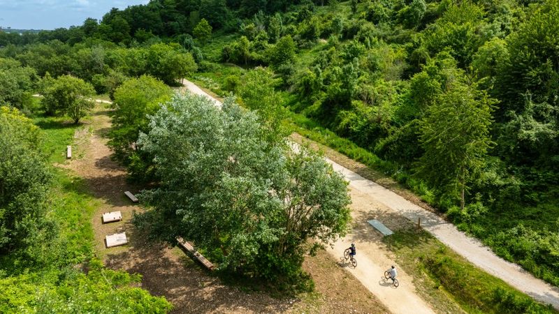 De la mairie d'Élancourt au Vélodrome National