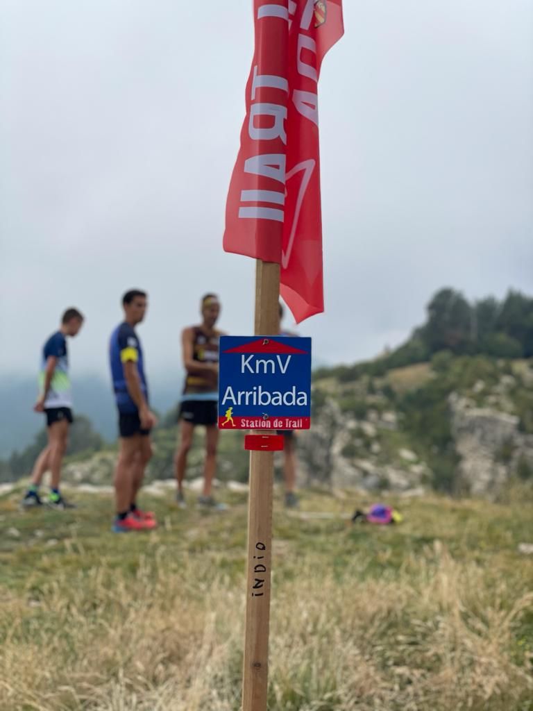 KM VERTICAL CERCS