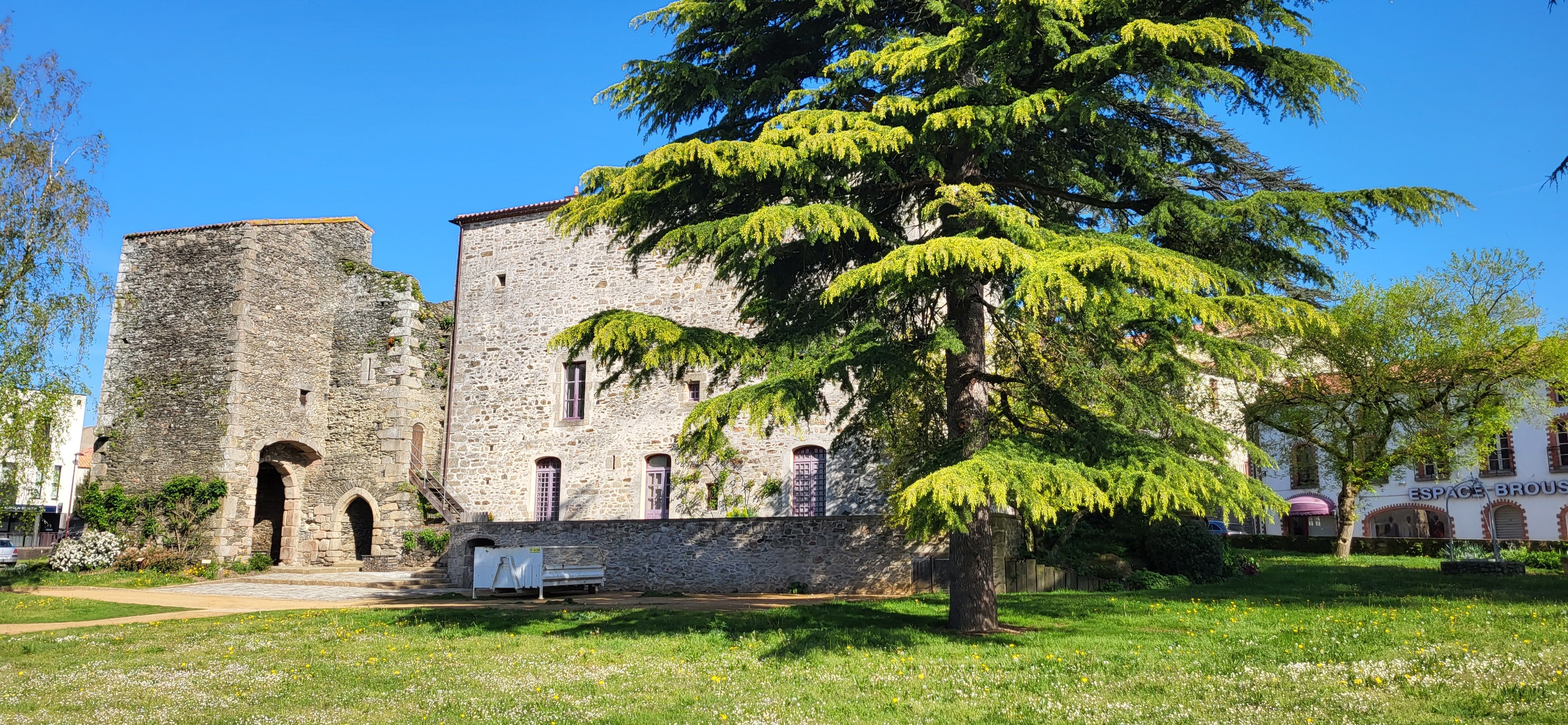 Les Herbiers